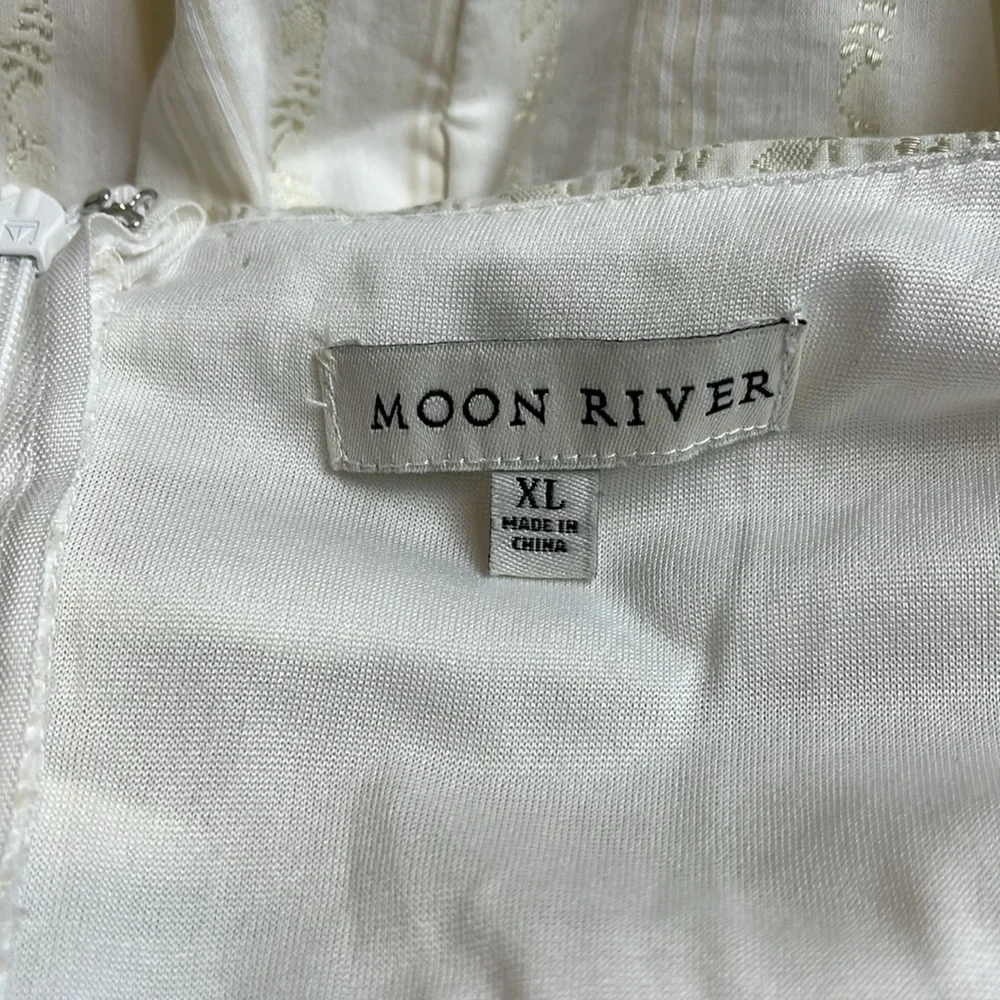 Moon River Spaghetti Strap Dress, Sweetheart, Empire Waist, White & Gold XL - Picture 9 of 11